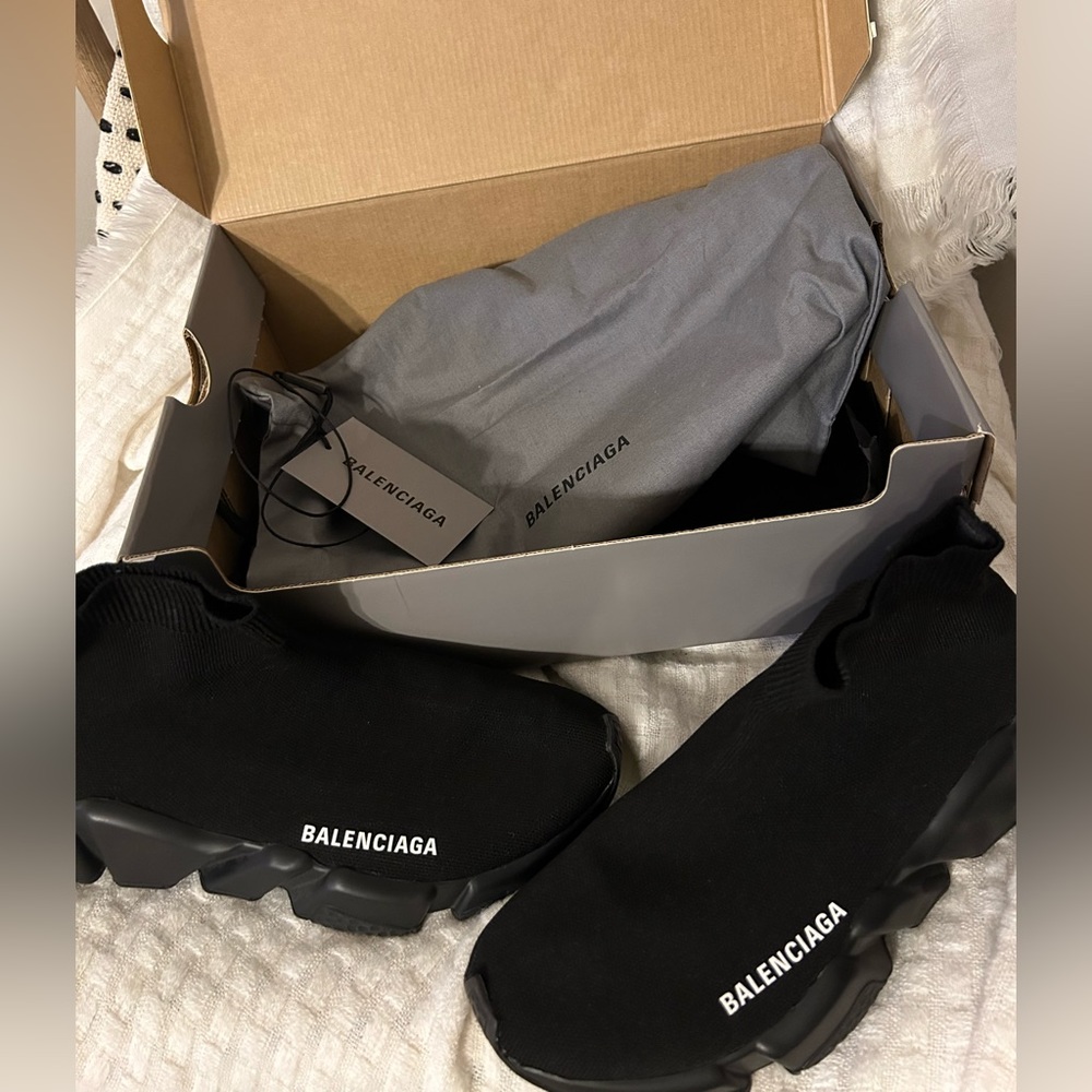Speed balenciaga!